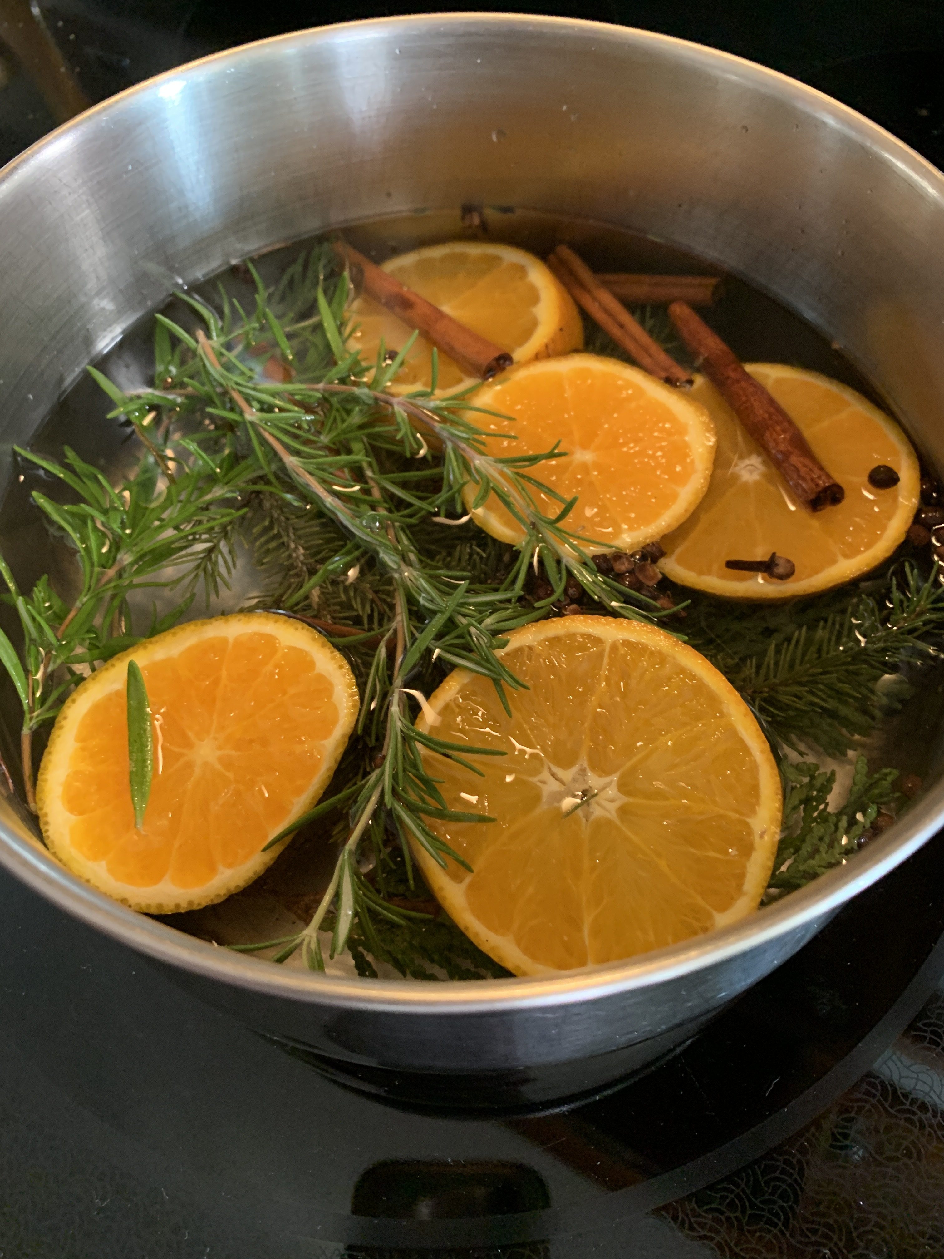 Murlo Christmas Potpourri